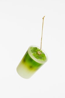 Matcha latte - ornament - yupindeboom 